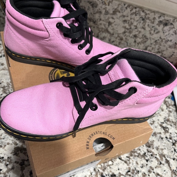 Belmont Mallow Pink Doc Martens - Picture 2 of 4